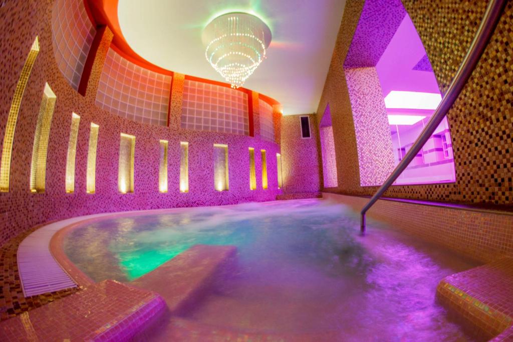 Fotografie z fotogalerie ubytování Hotel Kristály Imperial v destinaci Tata