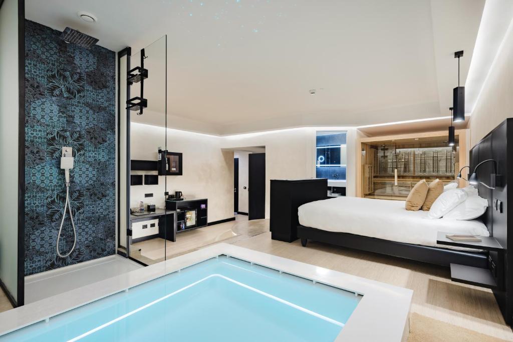 Postel nebo postele na pokoji v ubytování Dream Suite Trevi