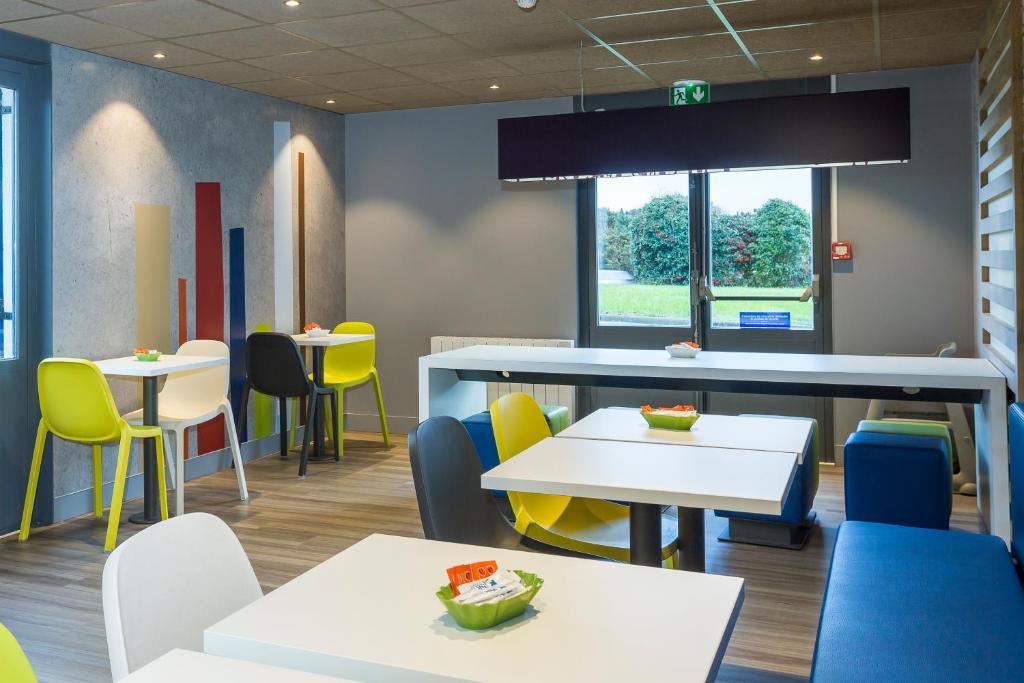 Posezení v ubytování Ibis budget Lorient Caudan