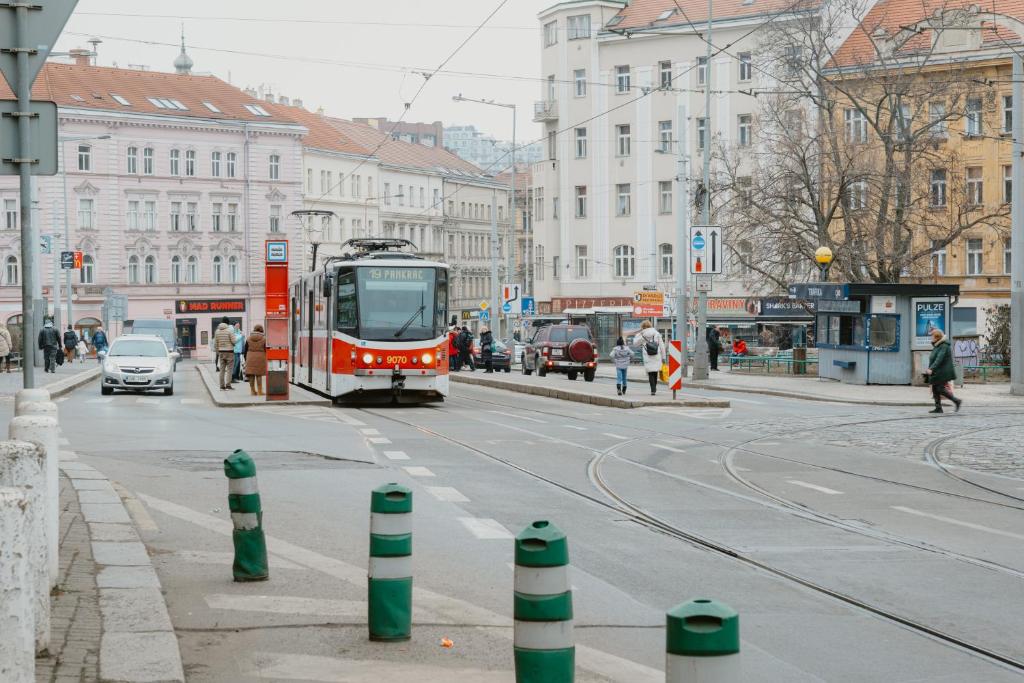 WagnerStays 2BD Suites City Center Residence - Resim 39