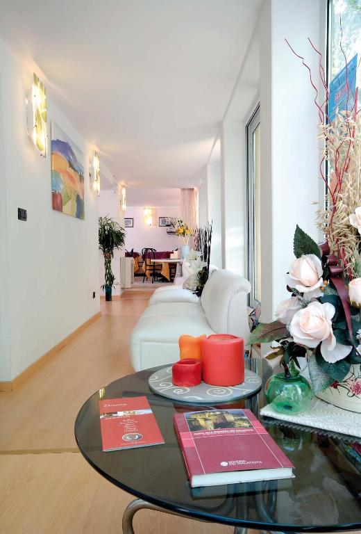 Posezení v ubytování Hotel La Gioiosa