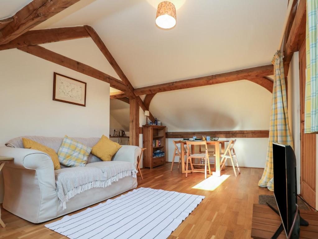 Woodland Retreat Lodge 5