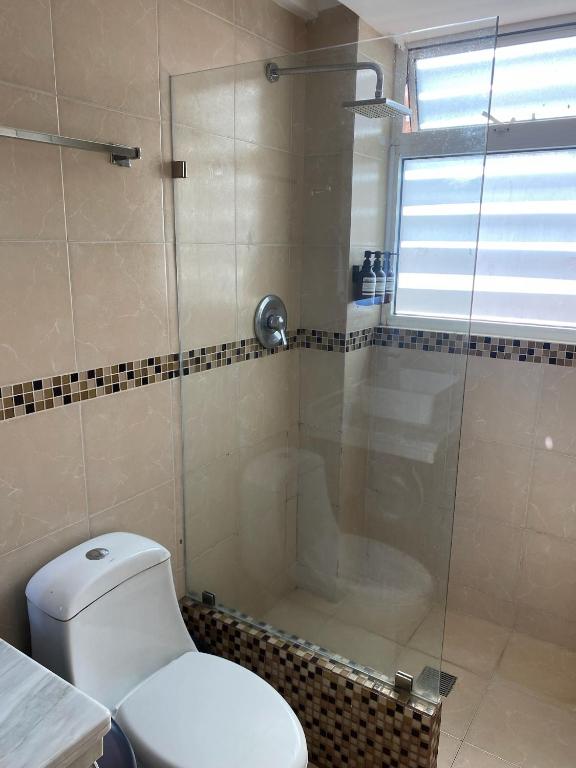 Koupelna v ubytování FRENTE PLAYA vista al mar, PISCINA DE USO EXCLUSIVO