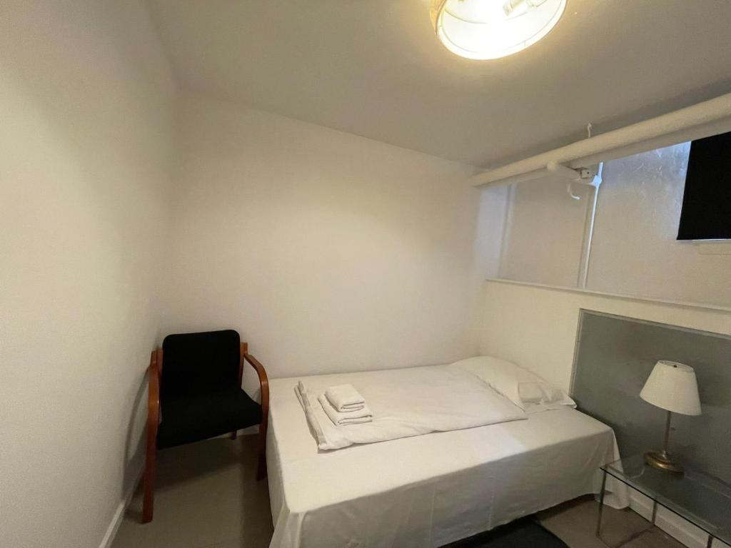 Postel nebo postele na pokoji v ubytování M18