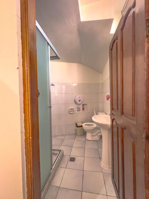 Lobo Hostel La Pazにあるバスルーム