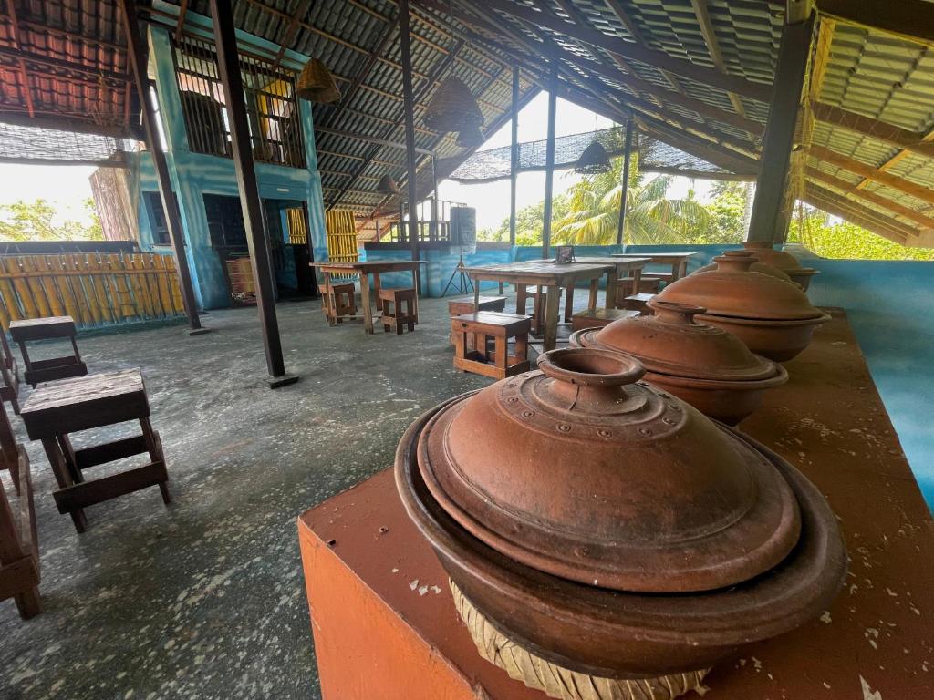 Restaurace v ubytování Curly Hostel Negombo