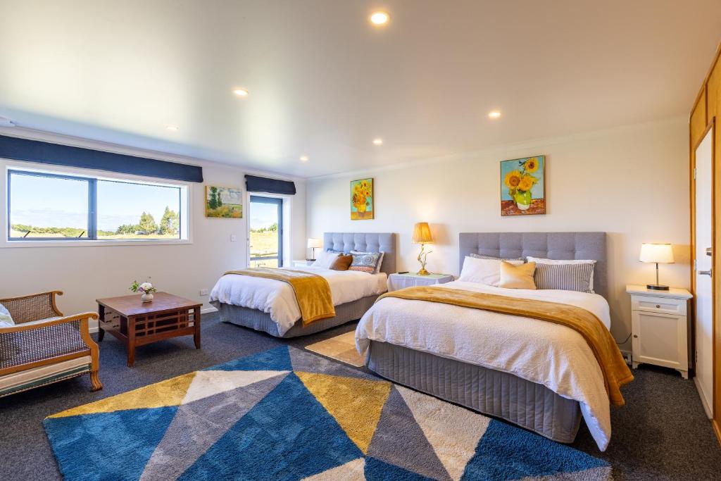 Hilltop Whakaipo Estate - Resim 45