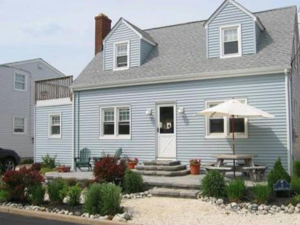 Το κτήριο όπου στεγάζεται  η παραθεριστική κατοικία