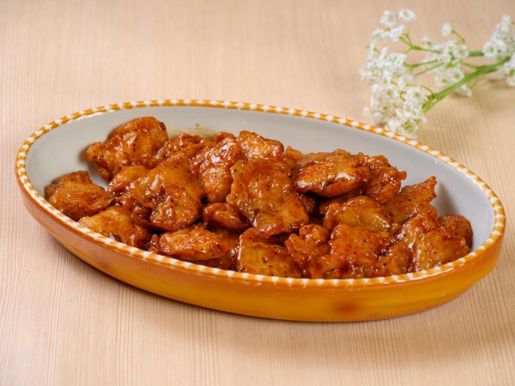 ホテルの敷地内または近くでの食事または食べ物