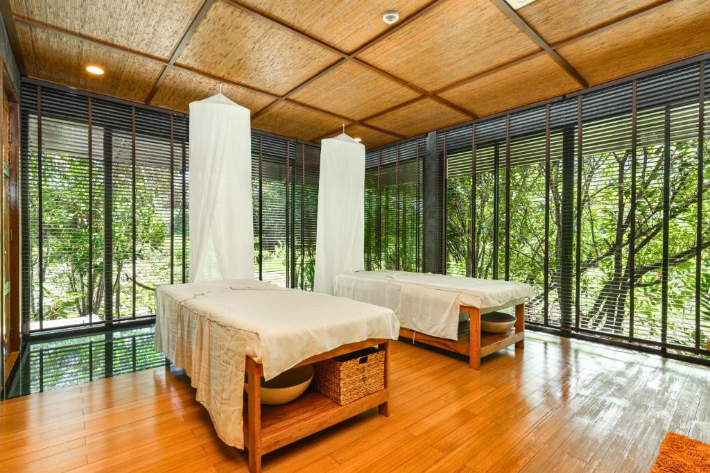 Fotografie z fotogalerie ubytování The Royal Sands Koh Rong v destinaci Koh Rong Island