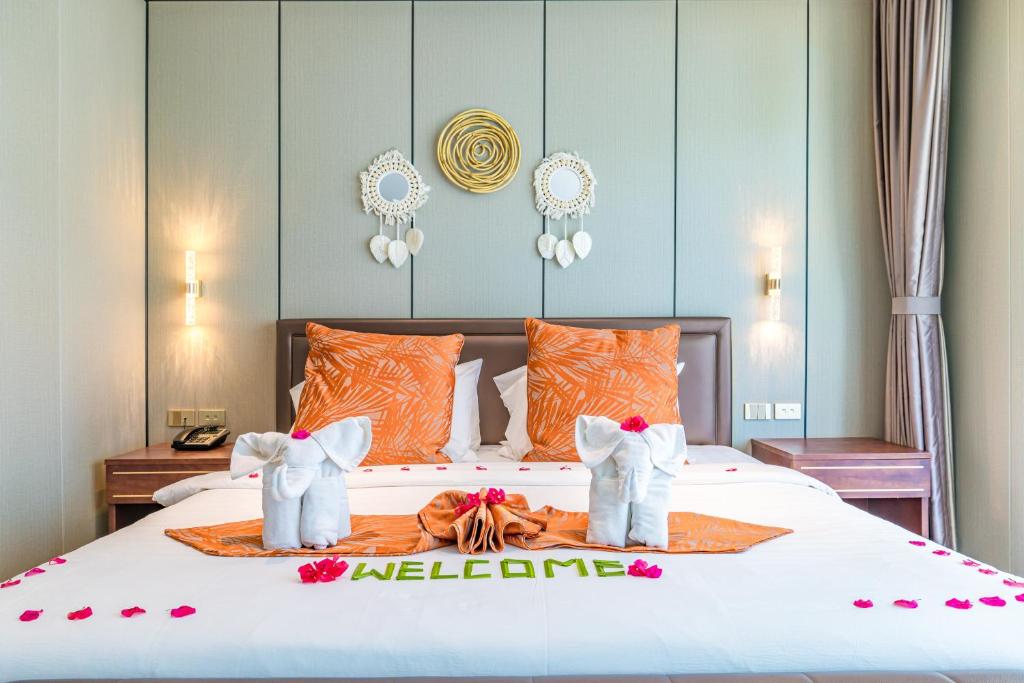 BJ & Radisson Sea View Hotel - 6