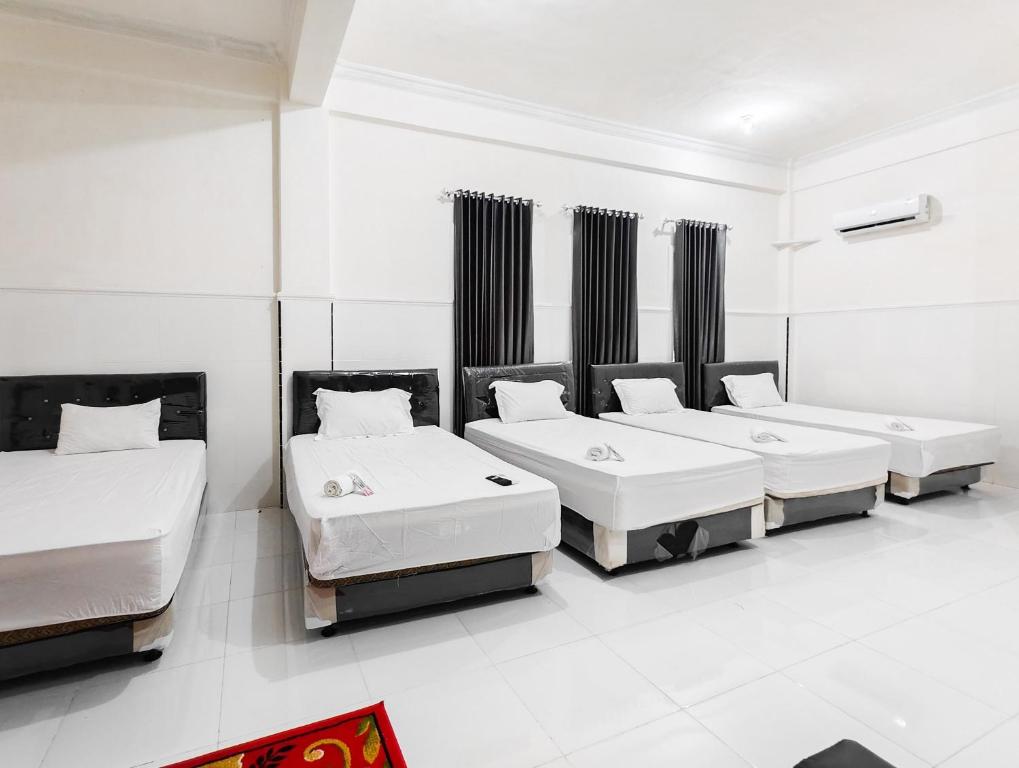 RedDoorz at Bangkalan - Habitación Familiar