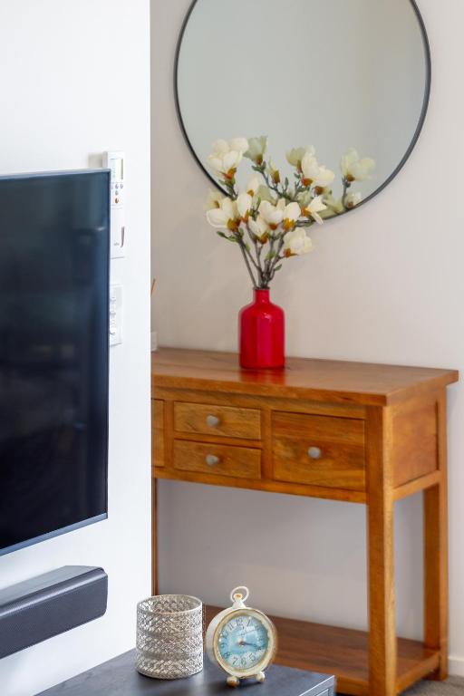 Seaside 2 Bed 2 Bath Haven Short Walk to the Beach - Resim 23