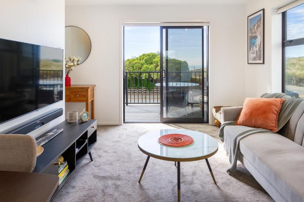 Seaside 2 Bed 2 Bath Haven Short Walk to the Beach - Resim 5