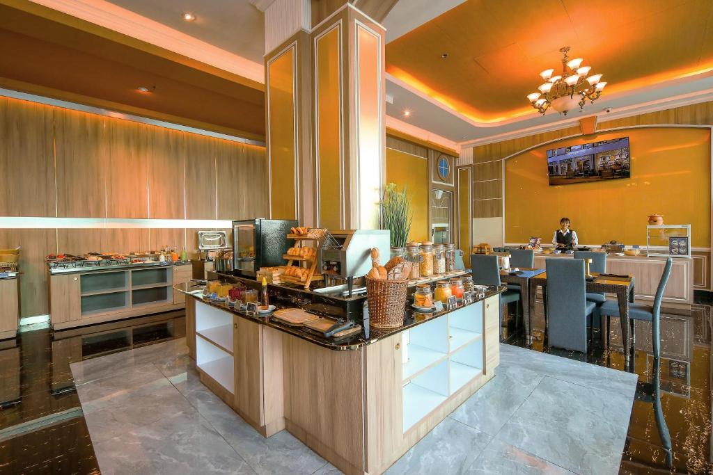 Sira Grande Hotel & Spa, Patong - Resim 19