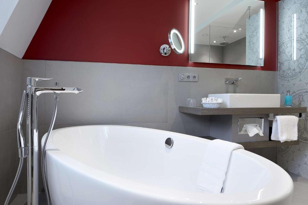Koupelna v ubytování Best Western Plus Arosa Hotel