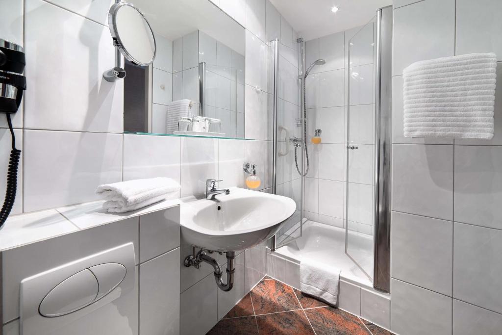 Koupelna v ubytování Best Western Plus Hotel St. Raphael