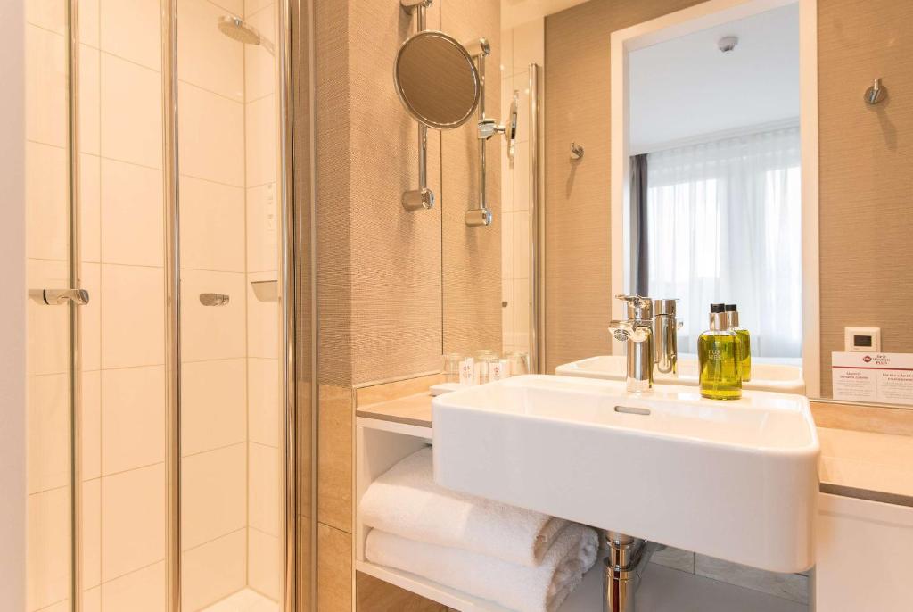 Koupelna v ubytování Best Western Plus Hotel St. Raphael