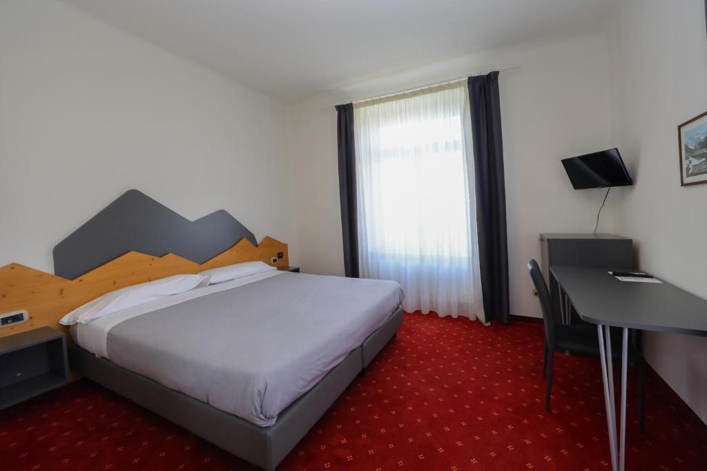 Hotel Regina del Bosco - Deluxe Double Room With Balcony