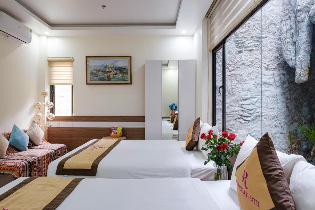 Roza Palace Cat Ba - Family Room