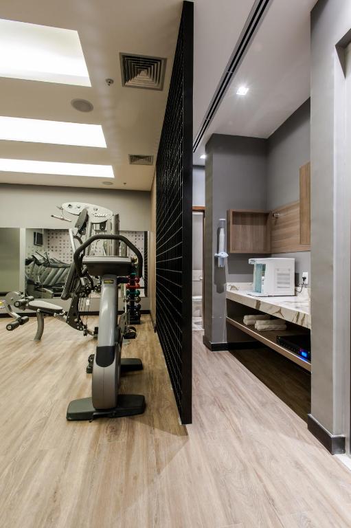 Fitness centrum a/nebo fitness zařízení v ubytování Hotel Atlantico Prime