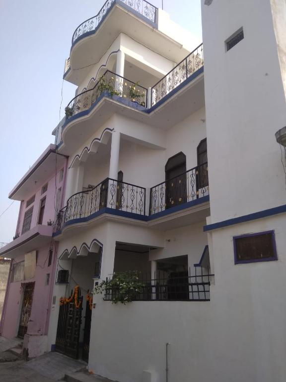 Balkón nebo terasa v ubytování Prakash Homestay