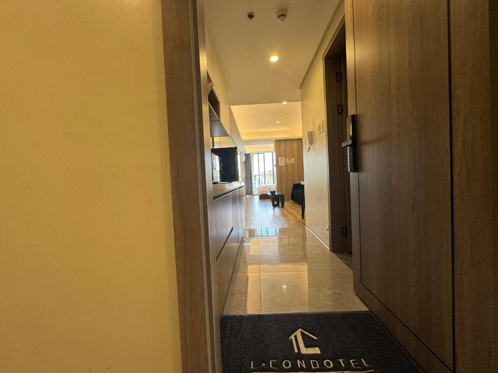 Fotografie z fotogalerie ubytování LCONDOTEL Hotel Studio with Balcony at Imperial Plaza near MOA NAIA PITX v destinaci Manila