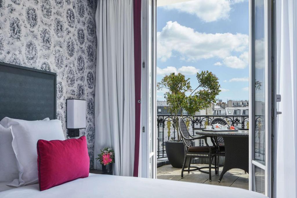 Maison Astor Paris, Curio Collection by Hilton - Resim 31