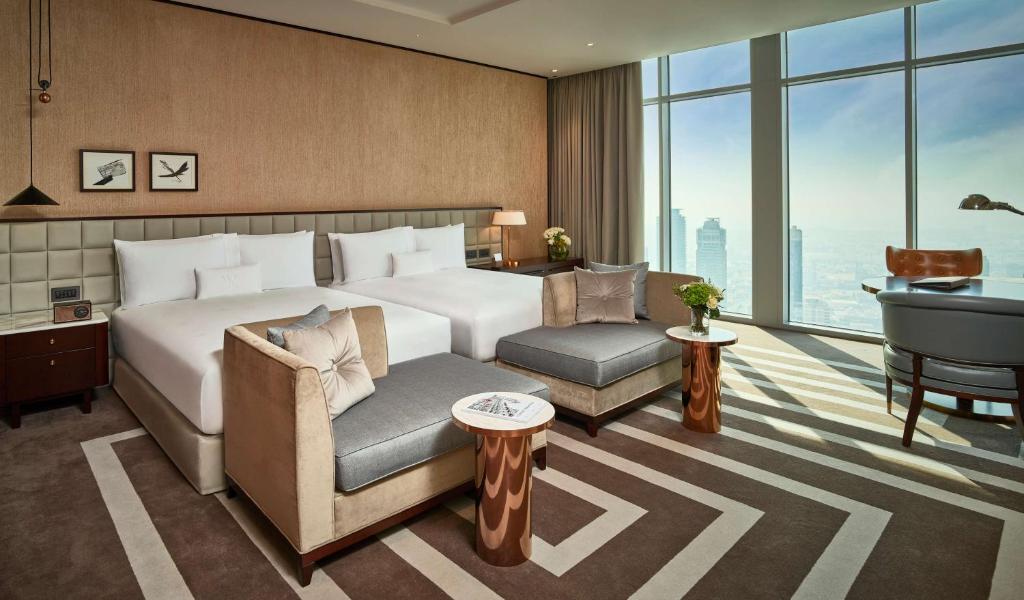 Waldorf Astoria Dubai International Financial Centreにあるシーティングエリア