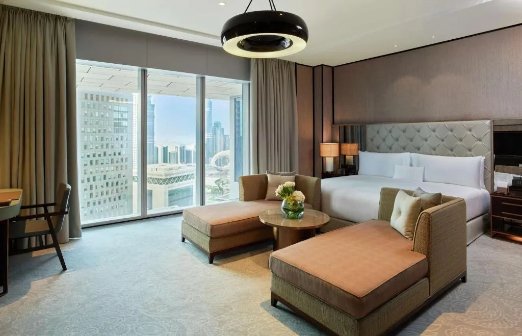 King Grand Deluxe Room with City View