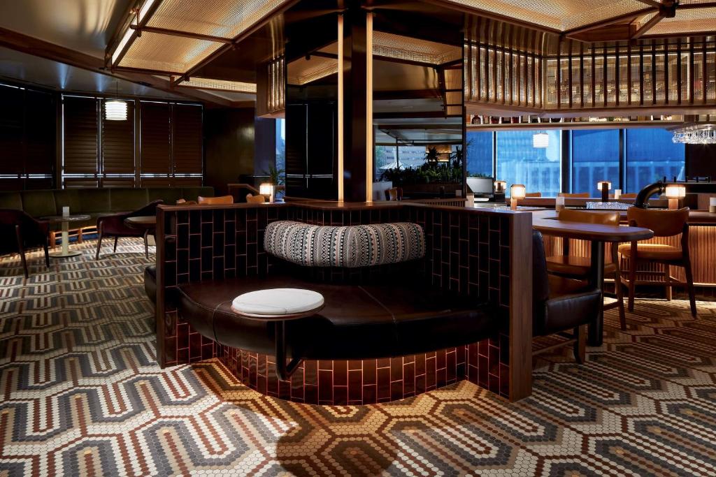 Posezení v ubytování DoubleTree By Hilton Montreal