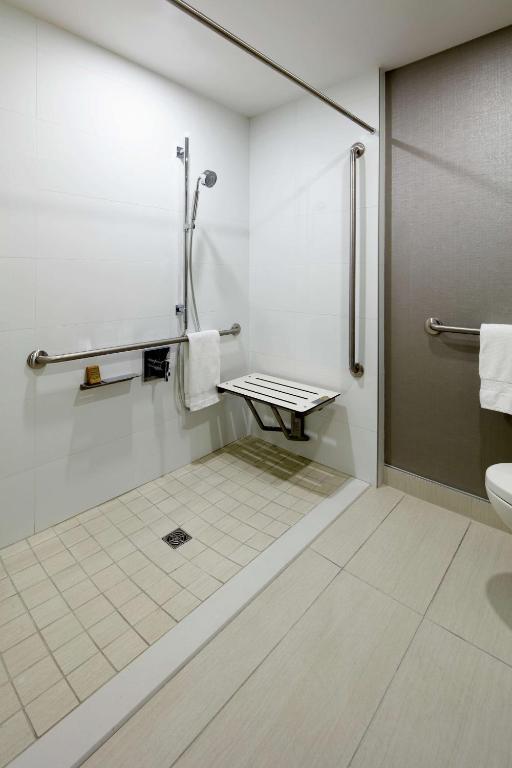 DoubleTree By Hilton Montreal - Resim 35