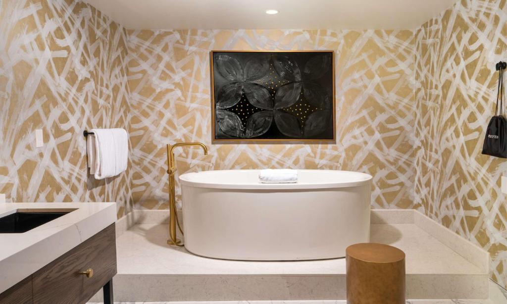 Hotel photo 42