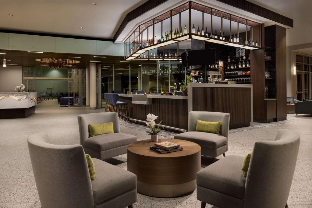 Posezení v ubytování Doubletree By Hilton Tucson Downtown Convention Center