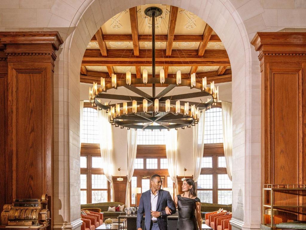 Hosté ubytování Fairmont Hotel Macdonald