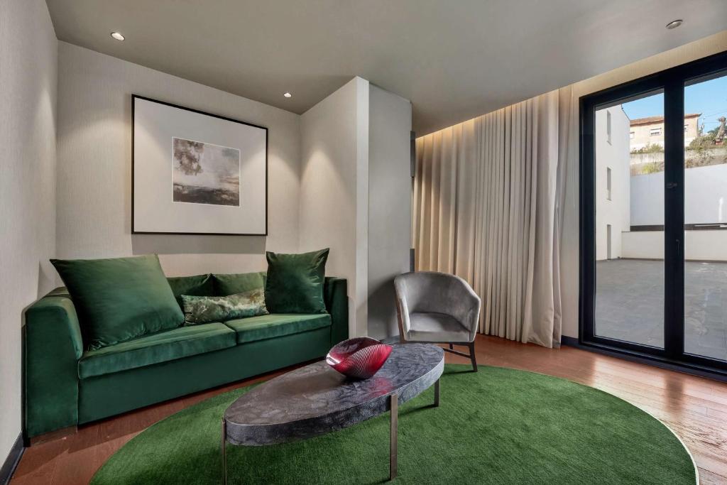 Uma área de estar em Hilton Porto Gaia