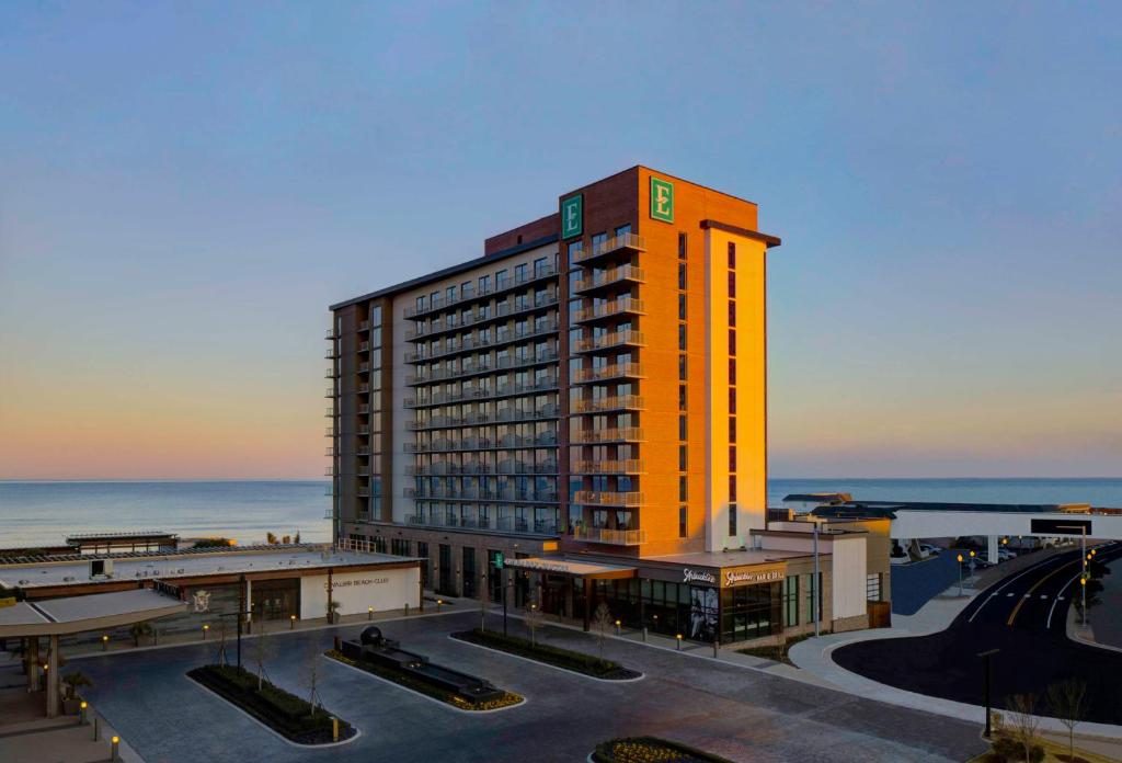 Embassy Suites By Hilton Virginia Beach Oceanfront Resort photo