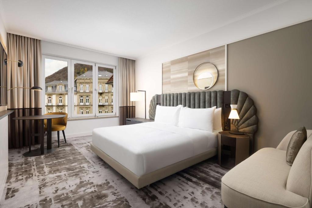 
Executive King Room - Lounge Access
