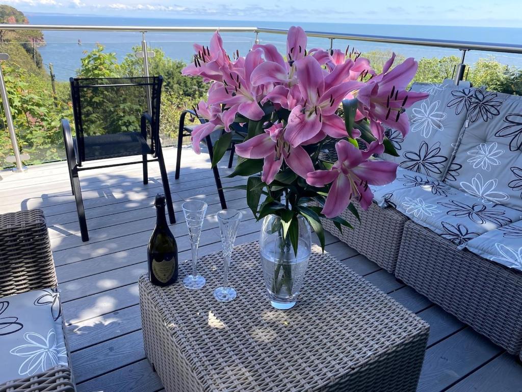 Balkón nebo terasa v ubytování Seaview Escape