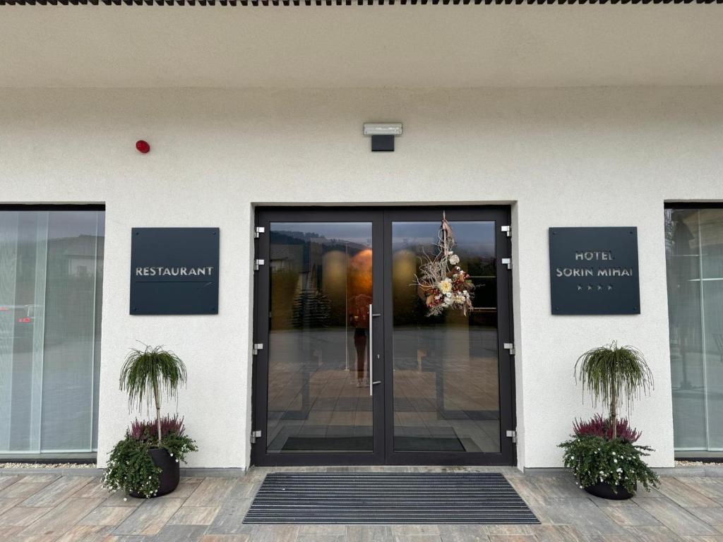 Exteriér nebo vchod ubytování Hotel Sorin MIHAI
