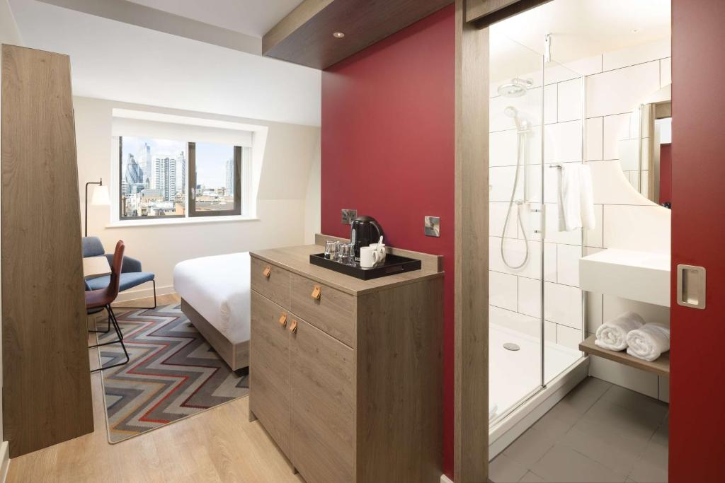 Hampton By Hilton London City - Resim 3