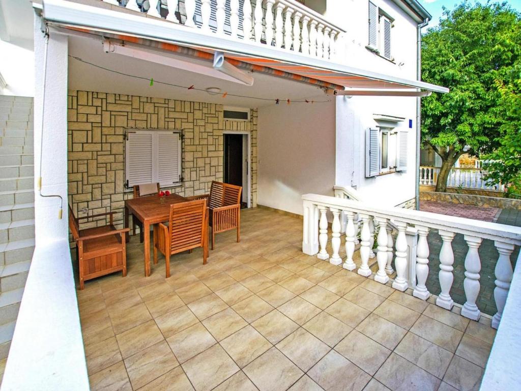 Balkon lub taras w obiekcie Apartment in Seline near the sea with seaview