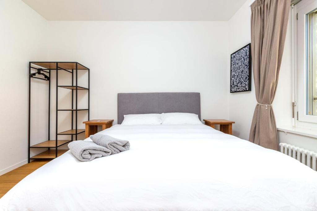 KAYA Zurich Apartment 2A - Downtown 2BR Apt with Balcony - Resim 13