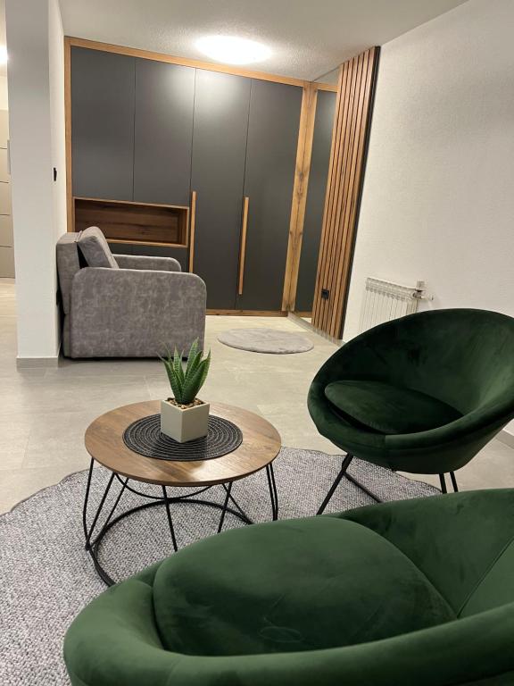 Posezení v ubytování Villa Knezevic-completely renovated 2025