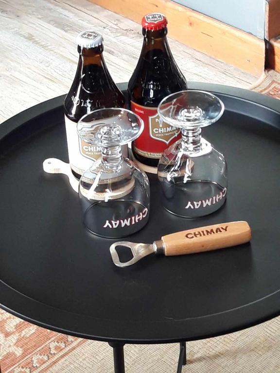 Nápoje v ubytování " Chimay Welcome " ---------------- Au coeur de la ville historique --Exceptionnellement calme