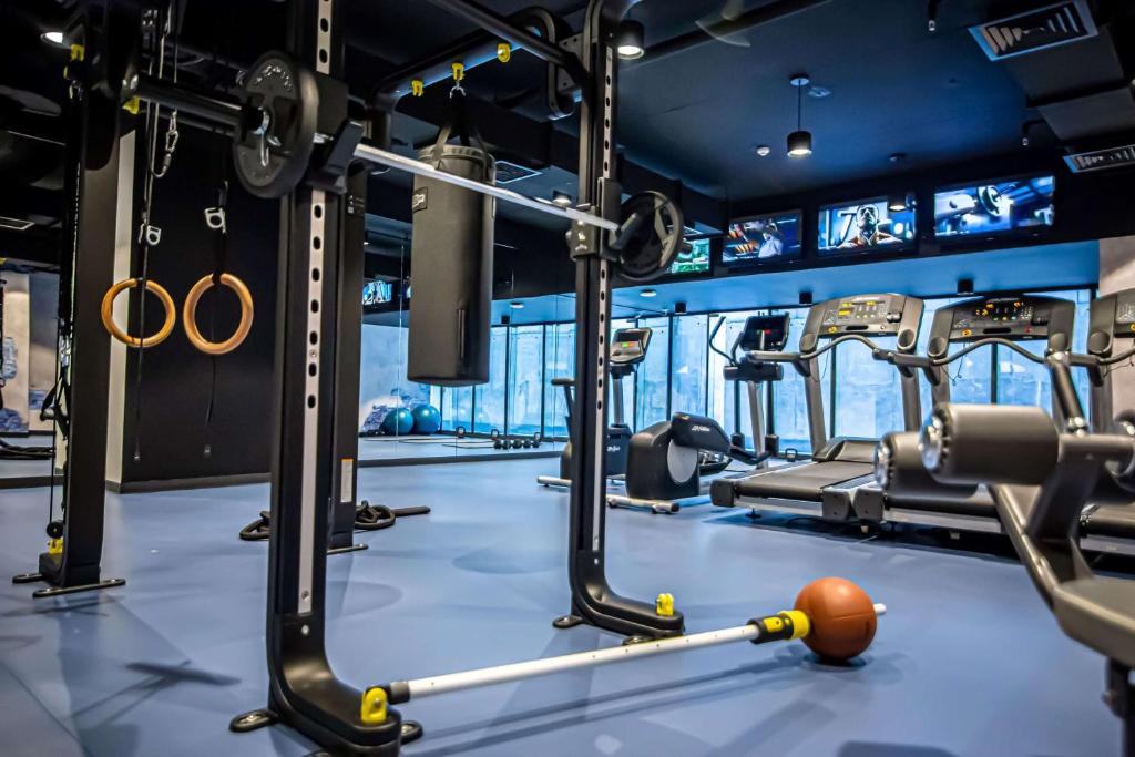 Fitness centrum a/nebo fitness zařízení v ubytování Ola Santiago Providencia, Tapestry Collection by Hilton