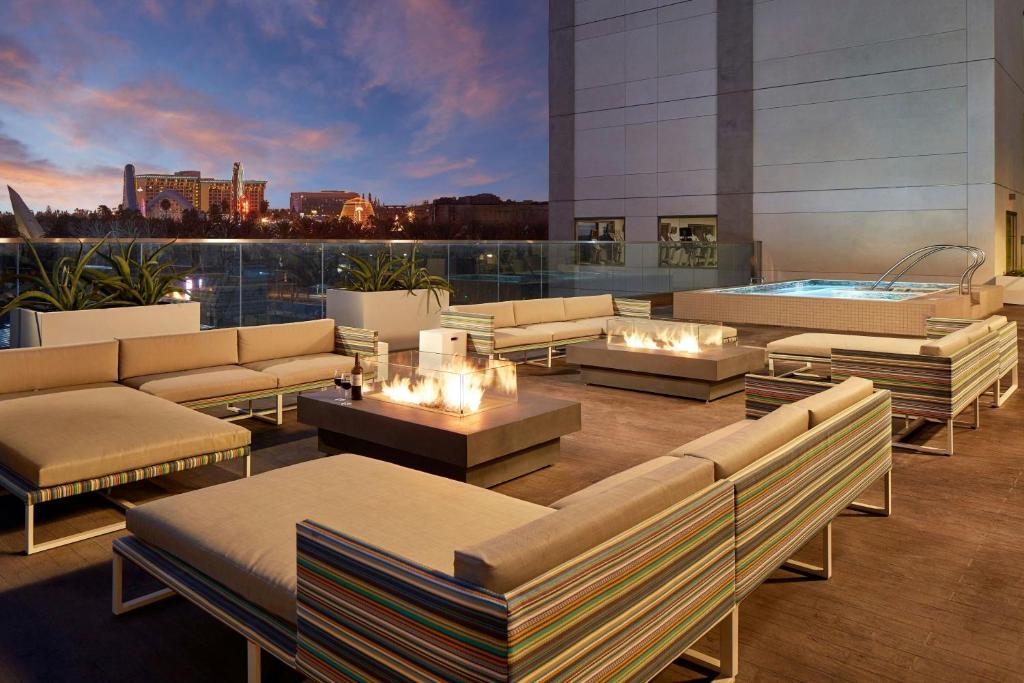 Posezení v ubytování Residence Inn by Marriott at Anaheim Resort/Convention Center