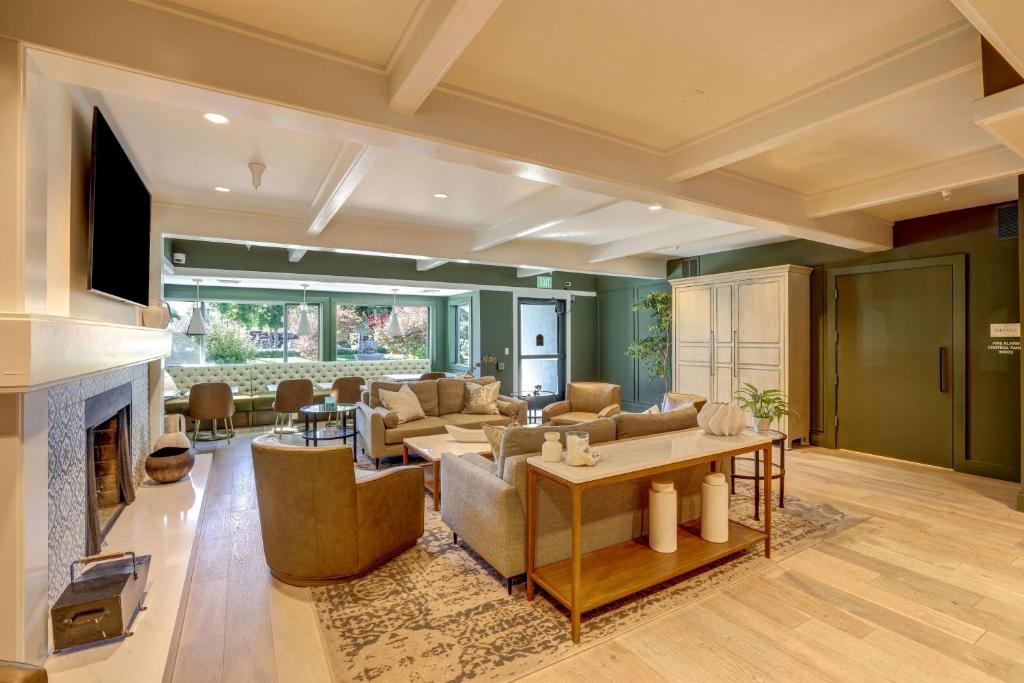 Sonoma Valley Inn, Tapestry Collection by Hilton photo