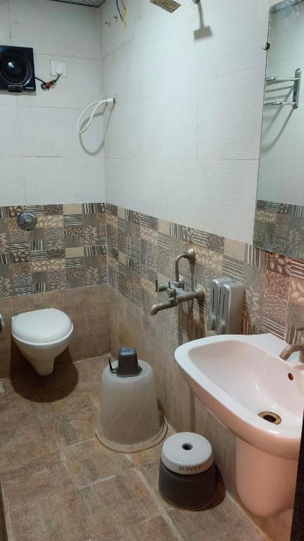 Koupelna v ubytování Hotel Kiara Eshosans Palace