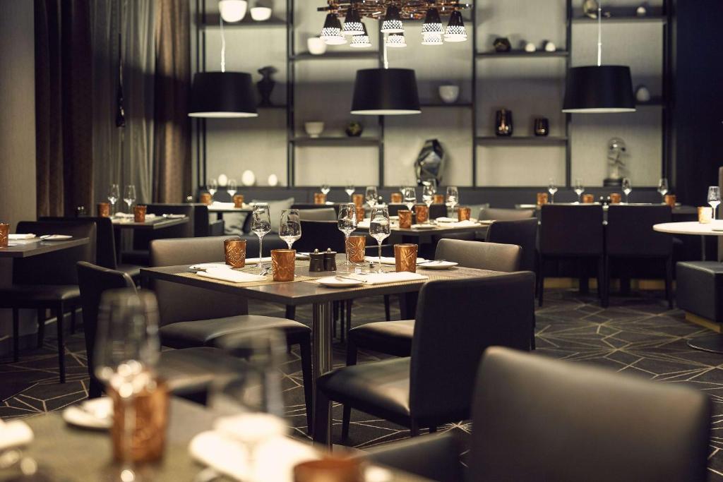 Restaurace v ubytování Hilton Tallinn Park